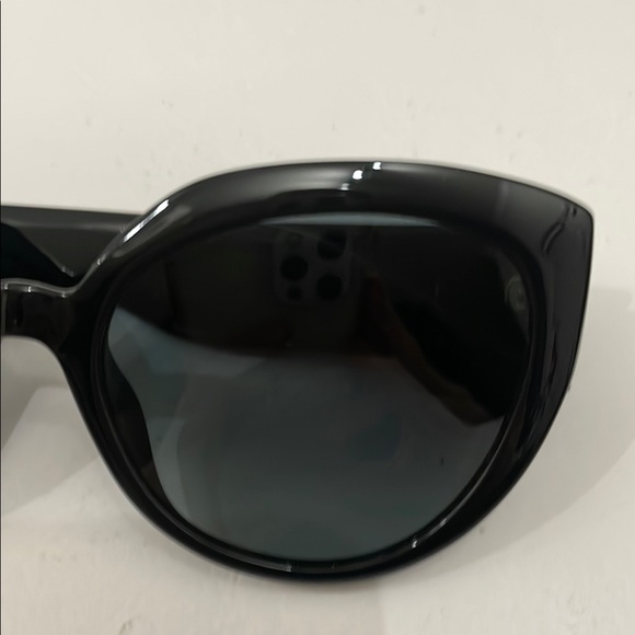 Authentic Dior Black Oversized Cat-Eye Sunglasses - Picture 5 of 7